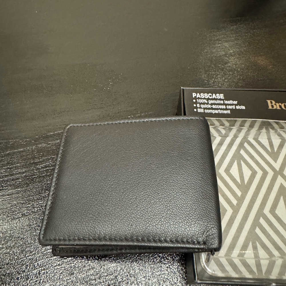 Leather Black Brookstone Wallet With Pocket Multi Tool Keyring NWT - Picture 6 of 9